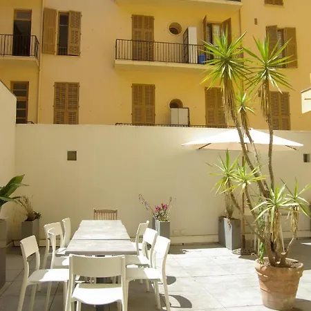 Le Noailles