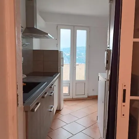 Holiday home Sejourner A ,en Maison Familiale Ou En Studio ! Nice