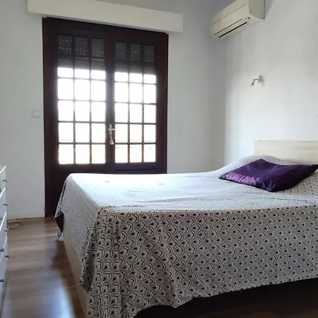 Holiday home Sejourner A ,en Maison Familiale Ou En Studio ! Nice