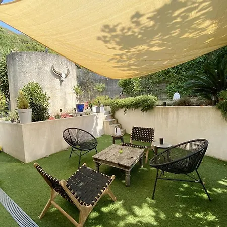 Contemporaine - Prima Volta Homestay