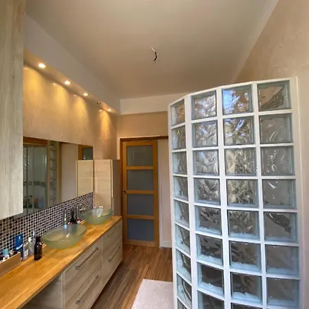 3 P 75 M2 Centre De Nice