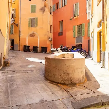 Apartment #49 Perfect Location Saleya Old Town 2mins To Sea Ac Nice