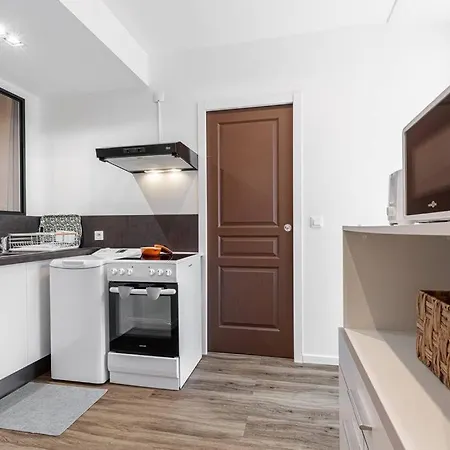 Mari 71 - Unique Apt Near Sea Apartment *