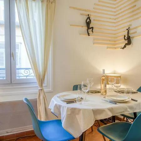Apartment Cosy, Modern, Fully Equipped, Air Conditioning, Historical, Old Town, 1minute Walk From - 