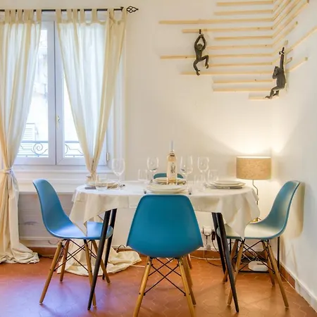 Appartement Cosy, Modern, Fully Equipped, Air Conditioning, Historical, Old Town, 1minute Walk From - 