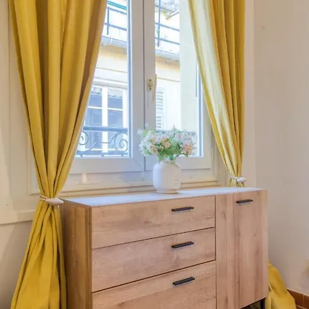 Cosy, Modern, Fully Equipped, Air Conditioning, Historical, Old Town, 1minute Walk From - 