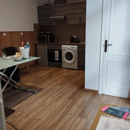 2 Pieces Renover Apartment *