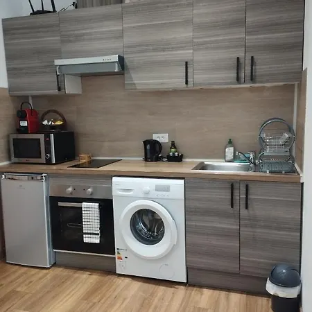 2 Pieces Renover Apartment Nice