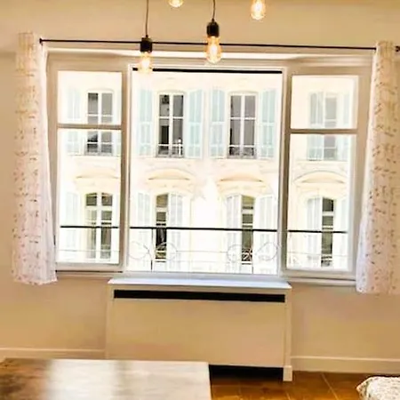 Apartment Calme Hyper Centre Nice