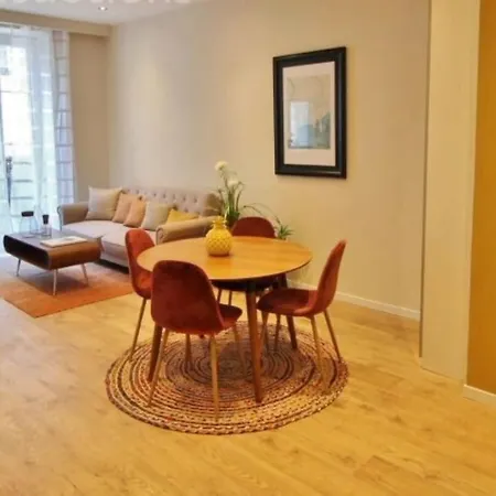 Apartment Stylish One Bedroom In Port *