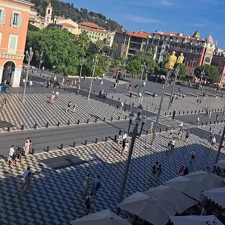 Massena Square View 2 Min To The & The Old Town Apartment Nice