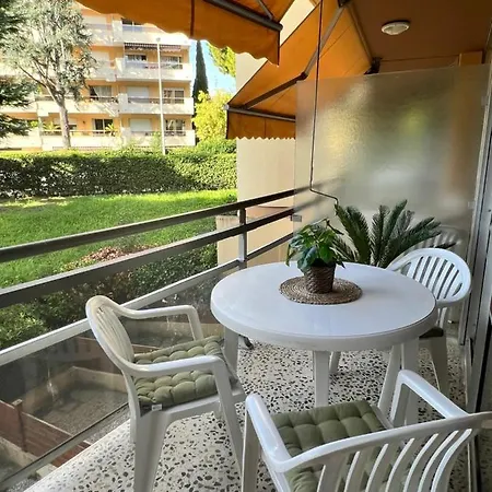 En Bord De Avec Piscine - Jusqu'a 6 Personnes Apartament Nicea