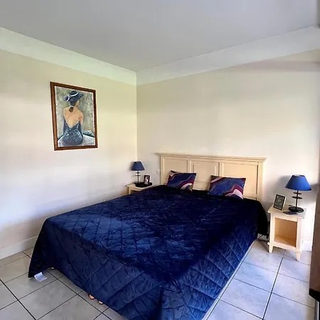 En Bord De Avec Piscine - Jusqu'a 6 Personnes Apartament Nicea