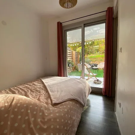 Apartment Cosy 2 Pieces, Jardin Privatif Et Piscine Fabron
