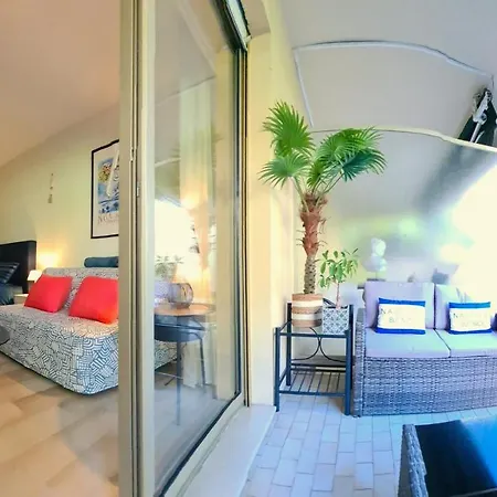 Apartment Grande Terrasse A 5 Min De La Nice