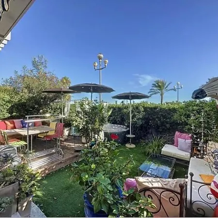 Promenade Des Center Sea And Front Design Flat With Private Garden Apartment
