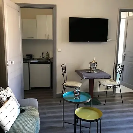 Apartamento Charming Overlooking A Beautiful Garden Nice
