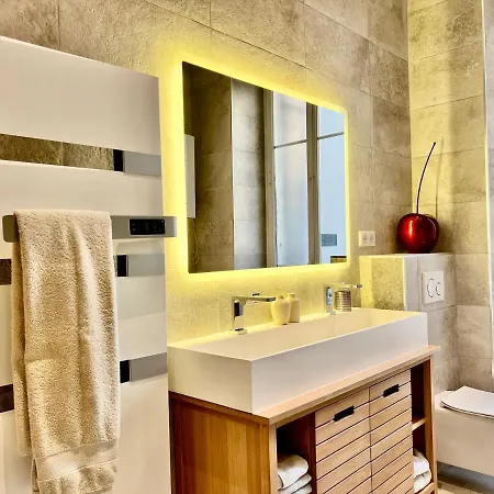 Urban4 *