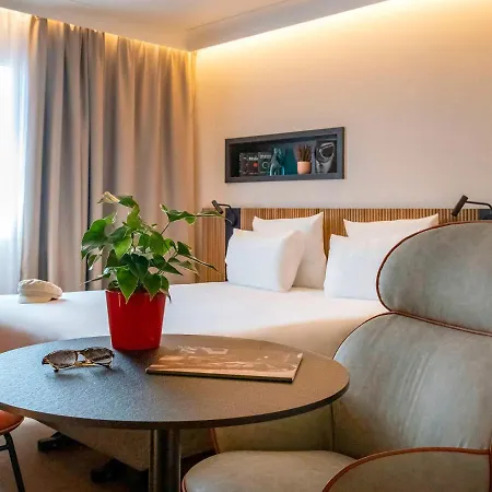 Novotel Arenas Aeroport 4* Nizza