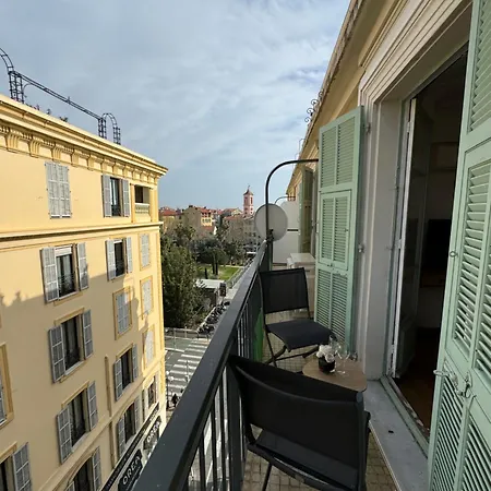 Aston - Centre Massena Apartment *