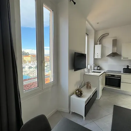 Blue Dream Apartment *