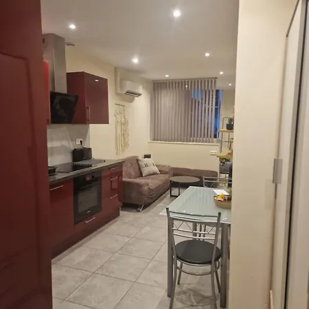 Alex Mari Apartman Nizza