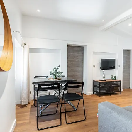 Ultra 2 Bdr - Rue De France Apartment