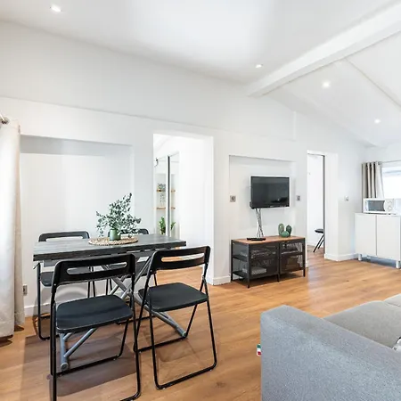 Ultra 2 Bdr - Rue De France Apartment