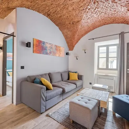 Superbe Au Coeur Du Vieux ! * Ницца