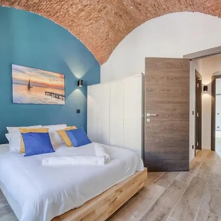 Superbe Au Coeur Du Vieux ! * Ницца