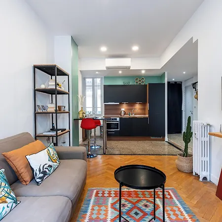 Cosy 1 Bdr Near Garibaldi Square