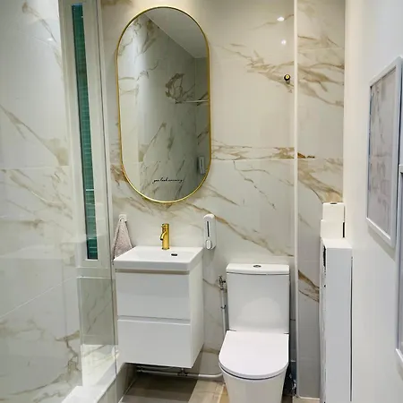 Recemment Renove Proche Gare Et Appartement Nice