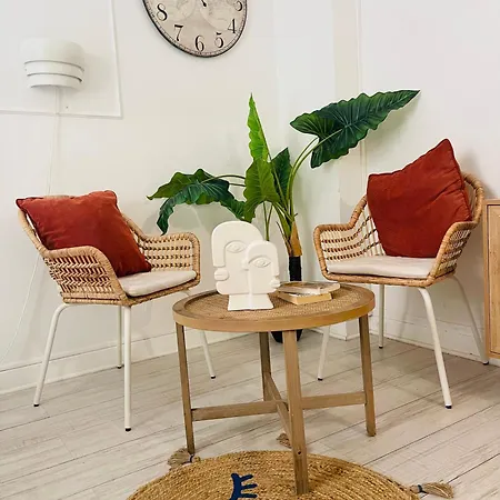 Recemment Renove Proche Gare Et Appartement *