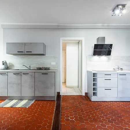 Apartment Large 3 Bdr Old Town - Ac *