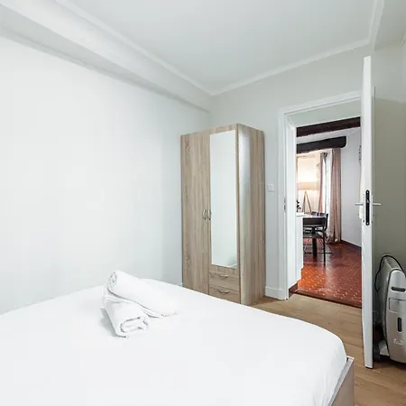 Large 3 Bdr Old Town - Ac Apartment