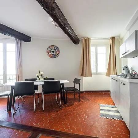 Large 3 Bdr Old Town - Ac ניס