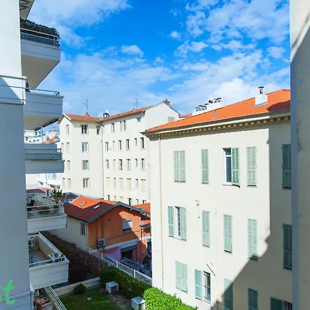 Apartment Center Flat