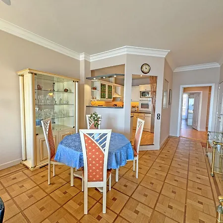 Apartment Cosy Sea Front France