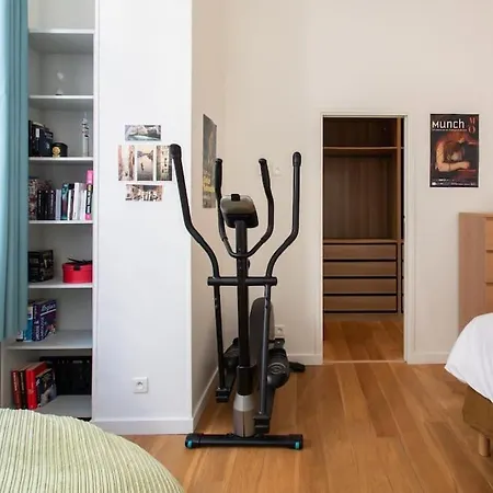 #22 Emma 2bdr Balcony Center Town 2mins Tramway Apartment Nice