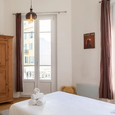 Apartment #22 Emma 2bdr Balcony Center Town 2mins Tramway Nice