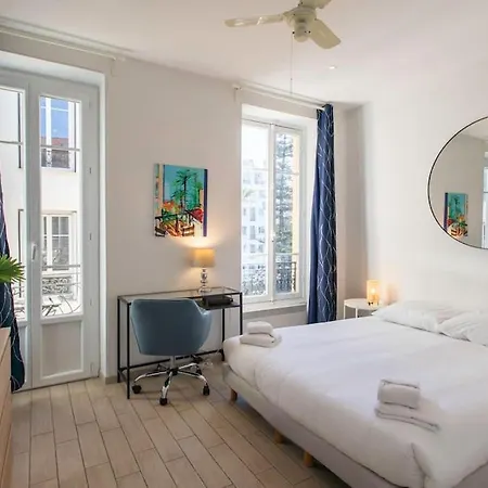 #21 2 Bdr Balconies 10 Mins Walk To Sea 5mins To Tram * Nice