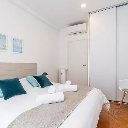 Cosy 1 Bdr Near Garibaldi Square Apartment