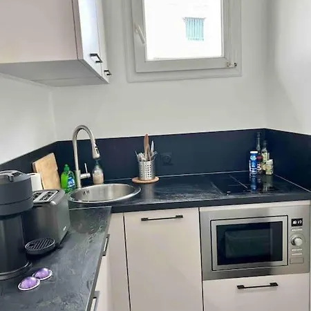 Apartment Centre De A 200m De La