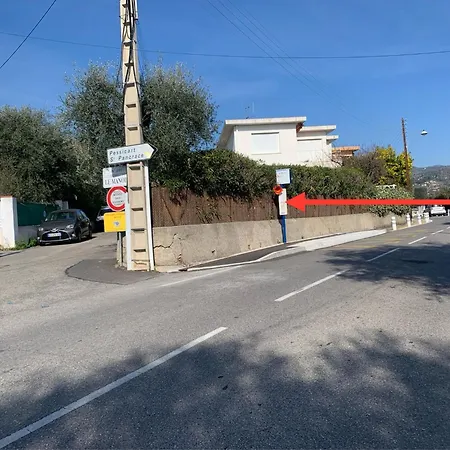 Homestay D Avec Clim Terrasse Et Petit Dejeuner Hauteurs De Nice