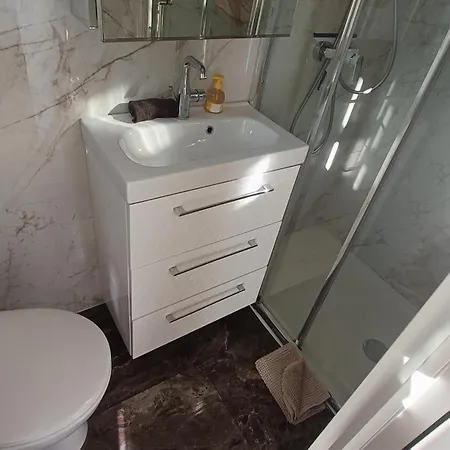 Hypercentre Jean Medecin Homestay Nice