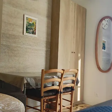 Homestay Hypercentre Jean Medecin *