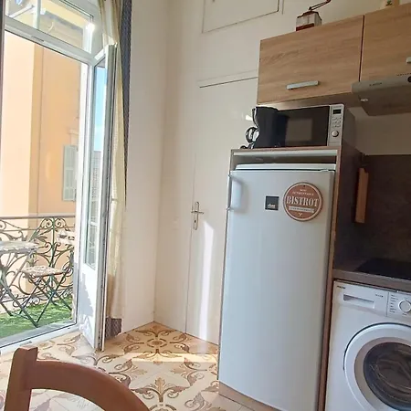 Hypercentre Jean Medecin Homestay Nice