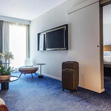 Hotel Crowne Plaza - - Grand Arenas By Ihg 4*