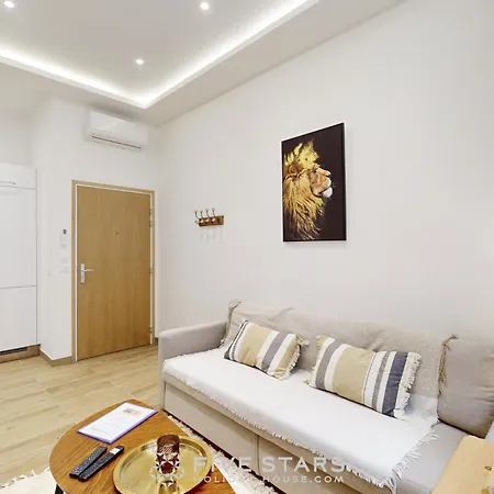 Gold Fshh Apartment