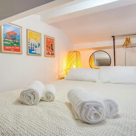 Charming House, Large Private Terrace, Air Conditioning - 